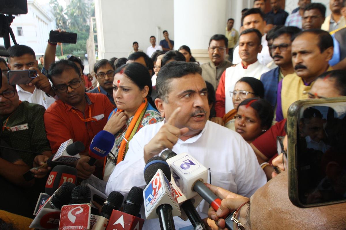 সেনা নিয়ে প্রশ্ন করতেই,সাসপেন্ড শুভেন্দু।